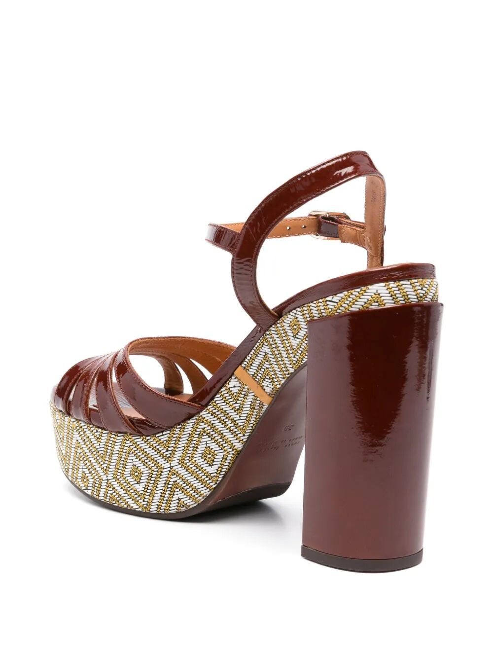 Scarpa con plateau