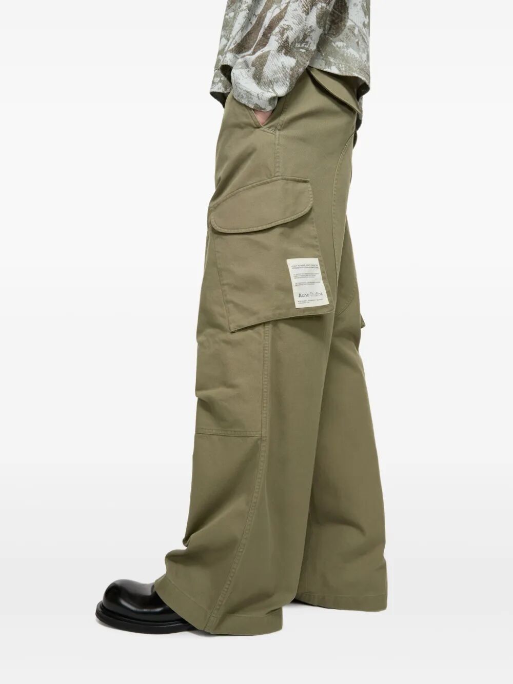 Pantaloni cargo