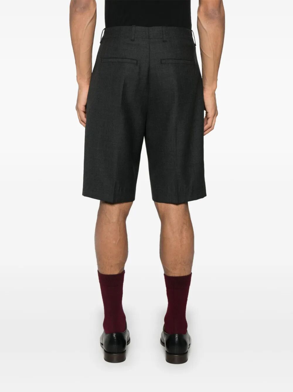 Pantaloni corti in lana eleganti