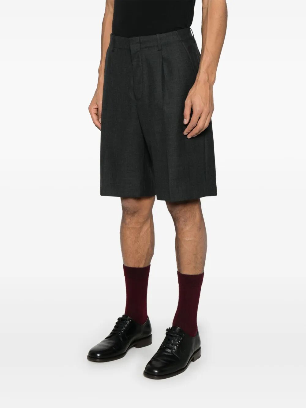Pantaloni corti in lana eleganti