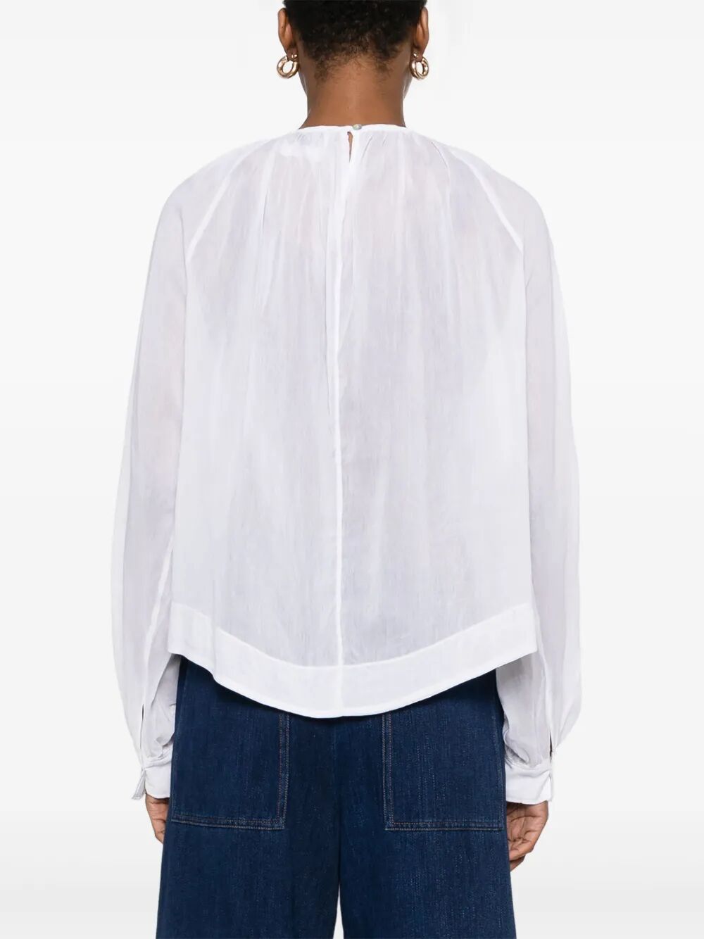 Camicia con decorazioni a ricamo