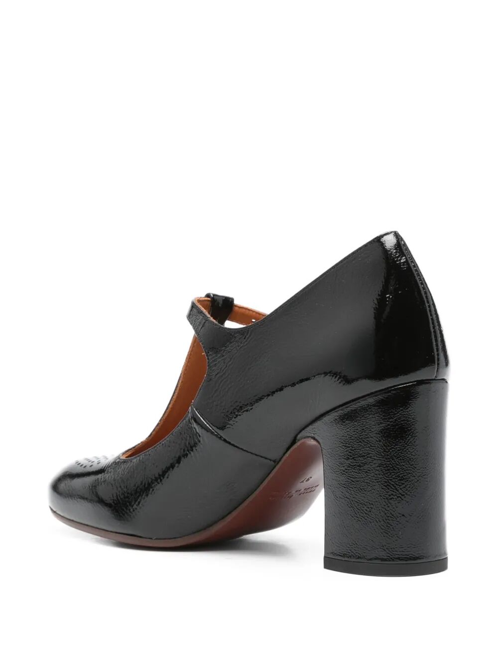 Scarpa con tacco