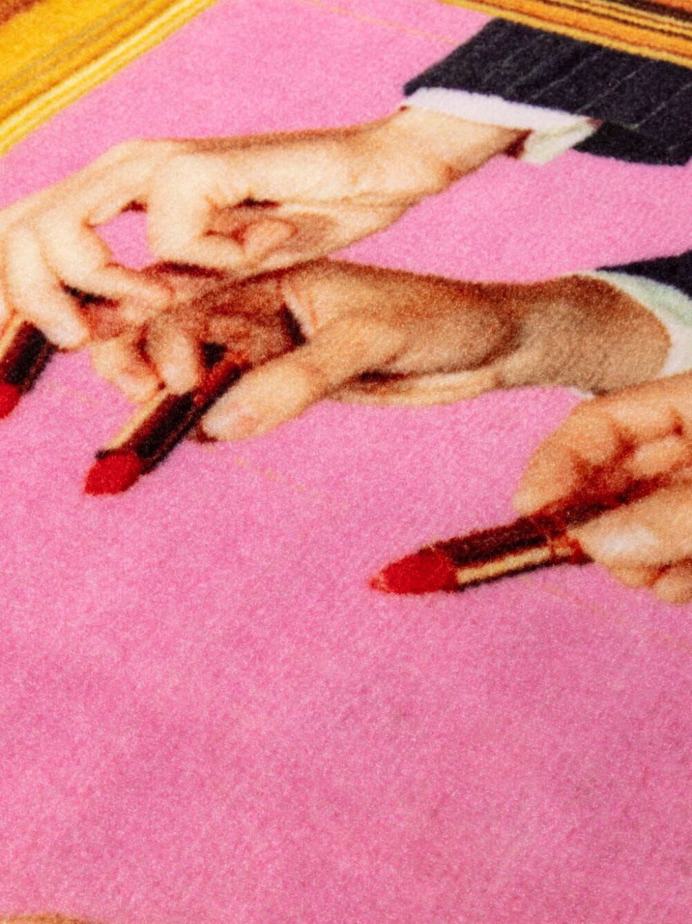 MAT LIPSTICK PINK TOILETPAPER CM 60X90