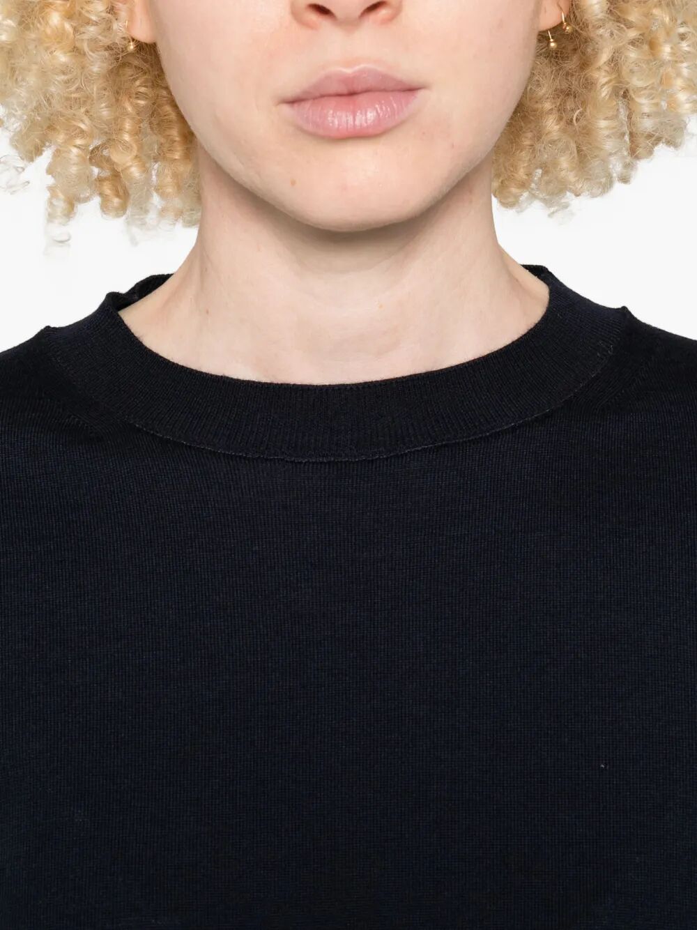 crew neck pullover