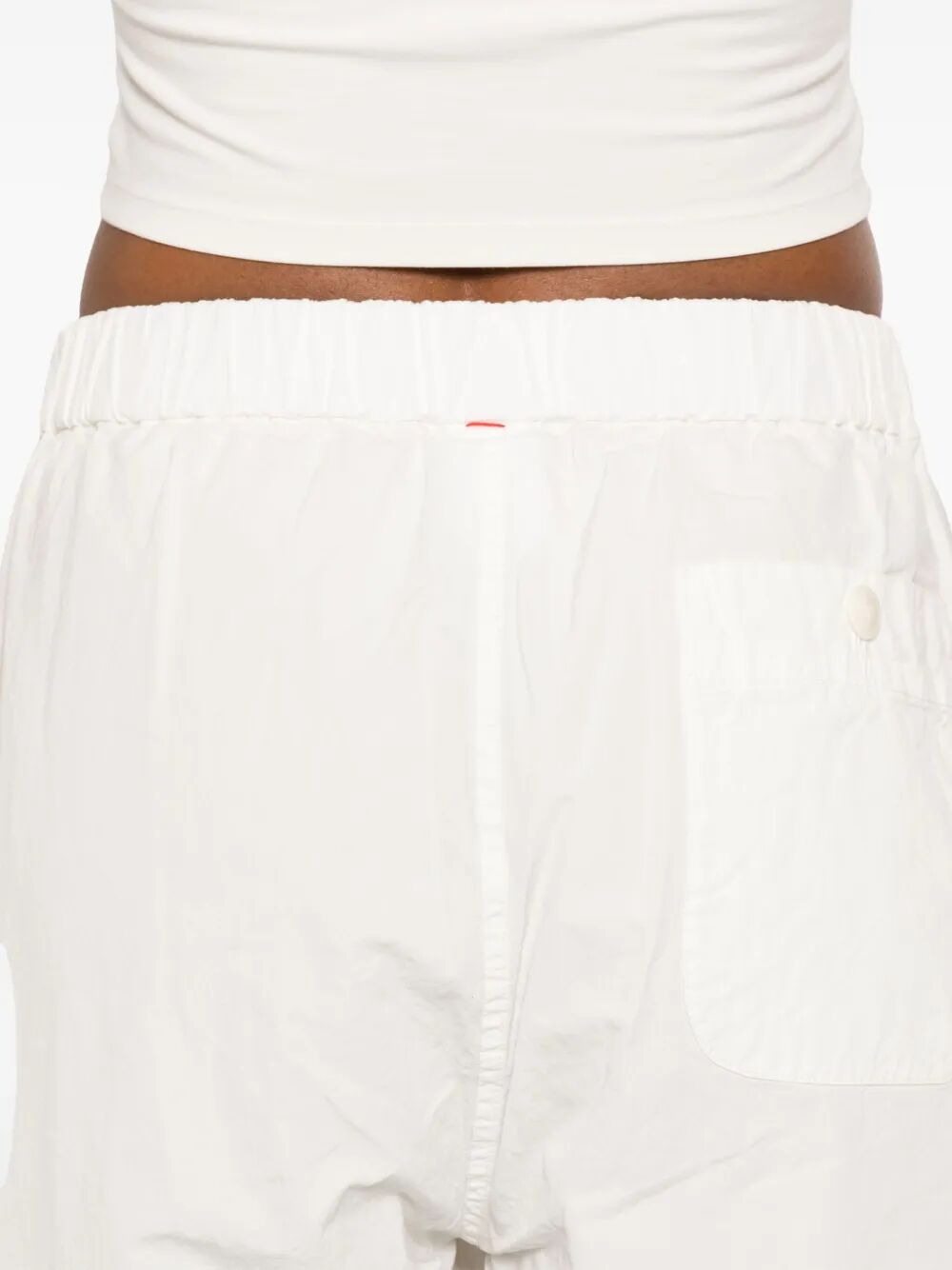 Pantaloni ampi