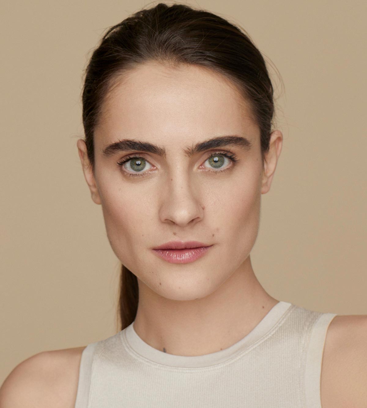COLOR SHIELD FACE PERAL