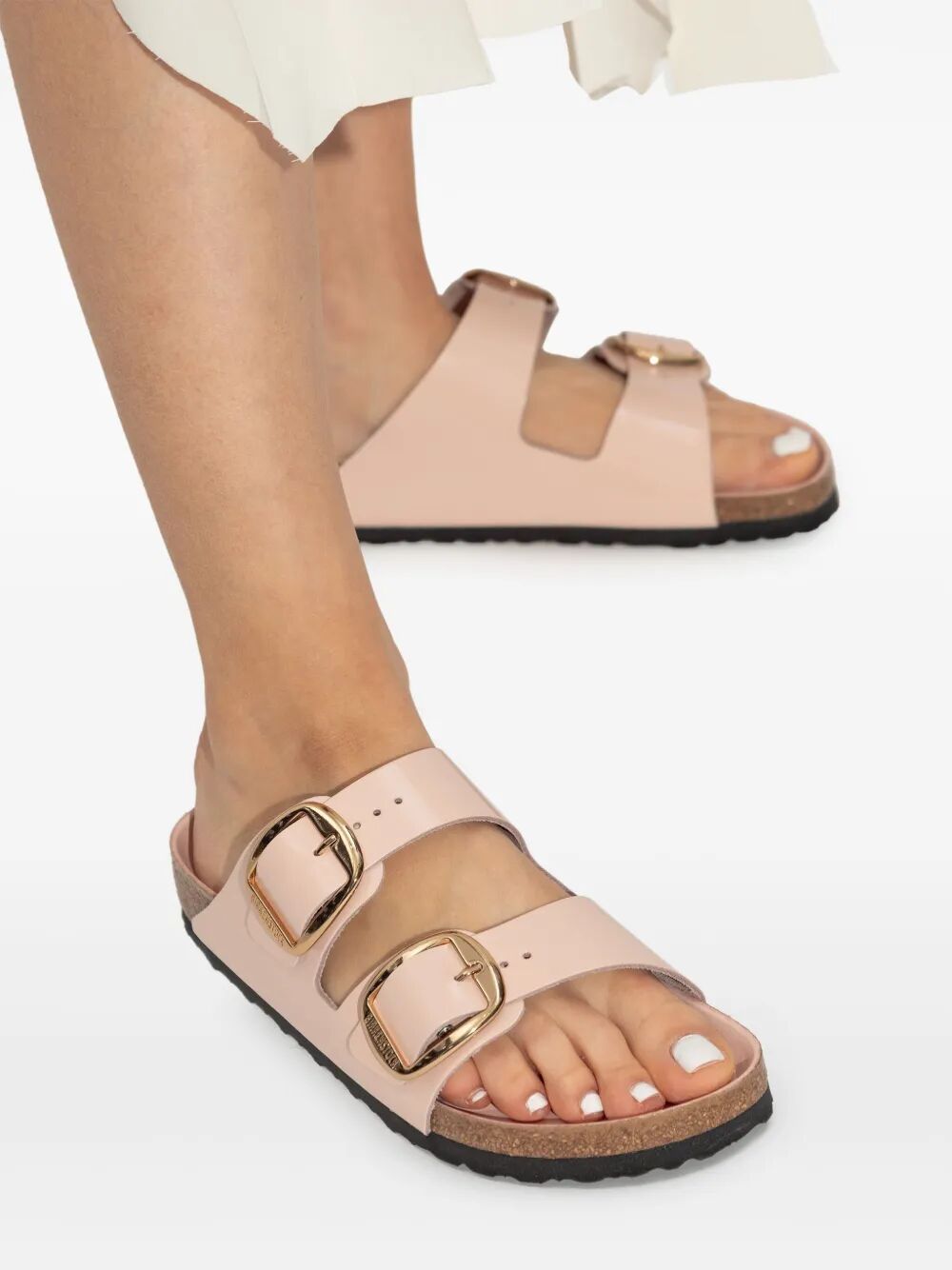 Sandalo aperto con due lacci