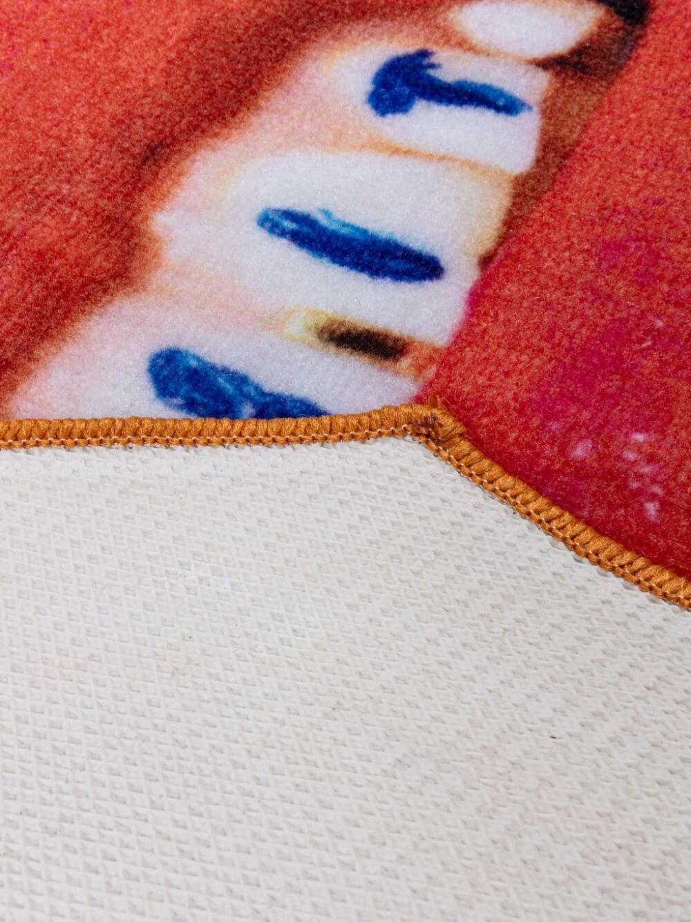 MAT SHIT (FACE) CM 60.00 x 90.00