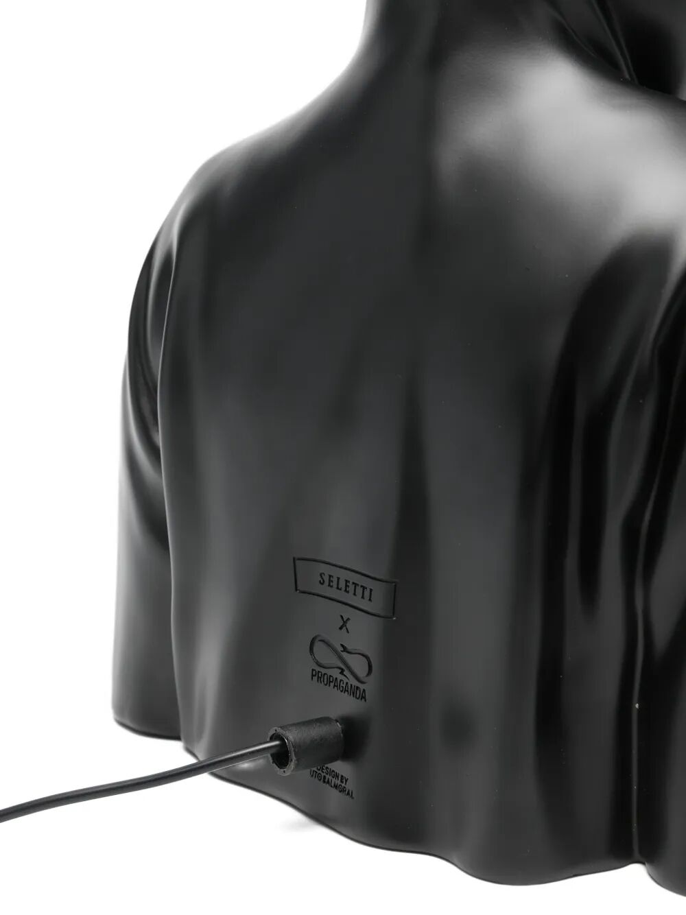 LAMPADA DA TAVOLO IN RESINA “BAD GUY NERO