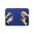 CUSTODIA LAPTOP IN PU STAMPATO "TOILETPAPER" Cm. 34,5x25x2 - LIPSTICKS