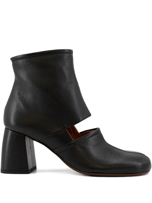 Stivaletto con tacco