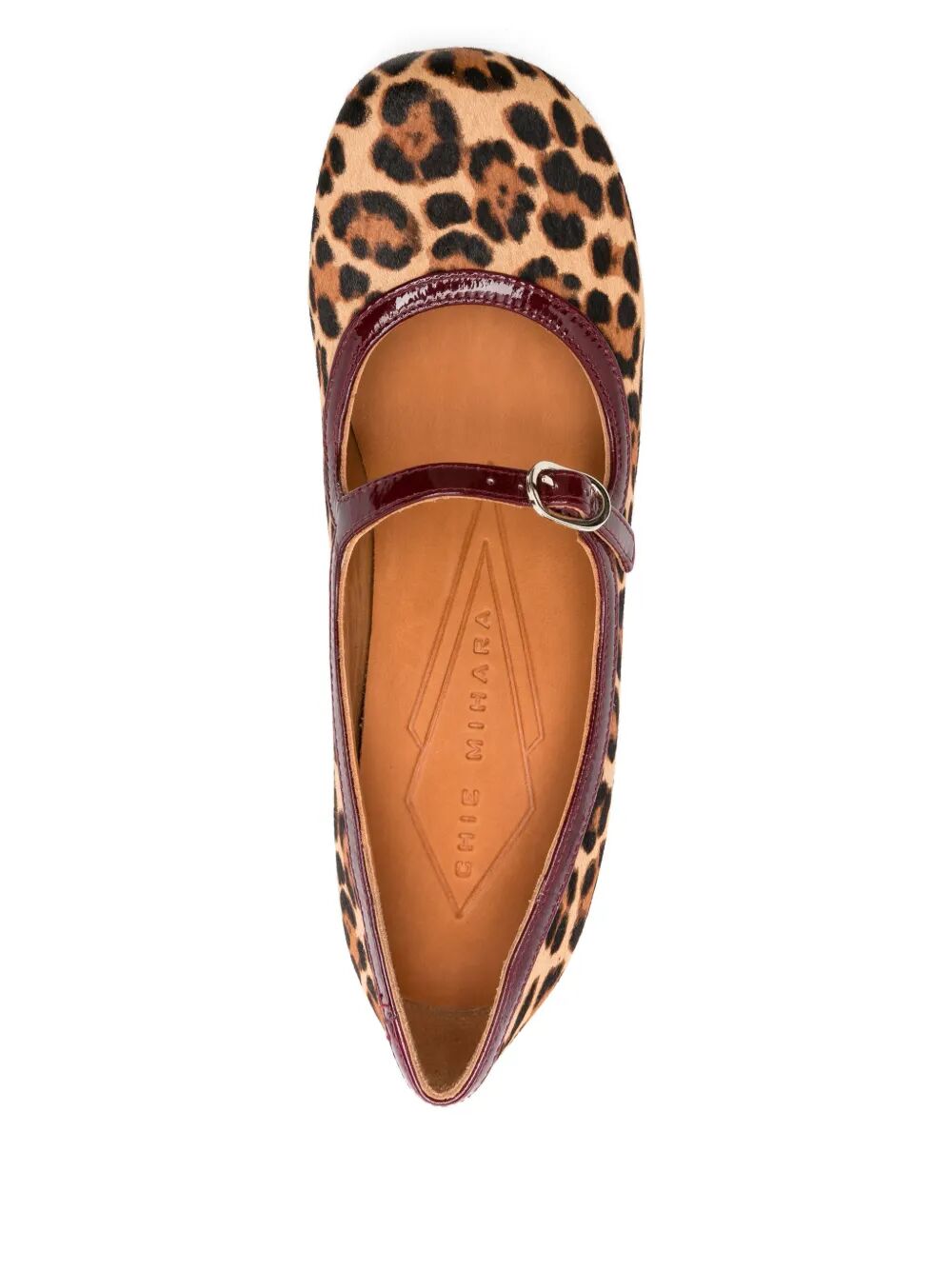 Scarpa con tacco