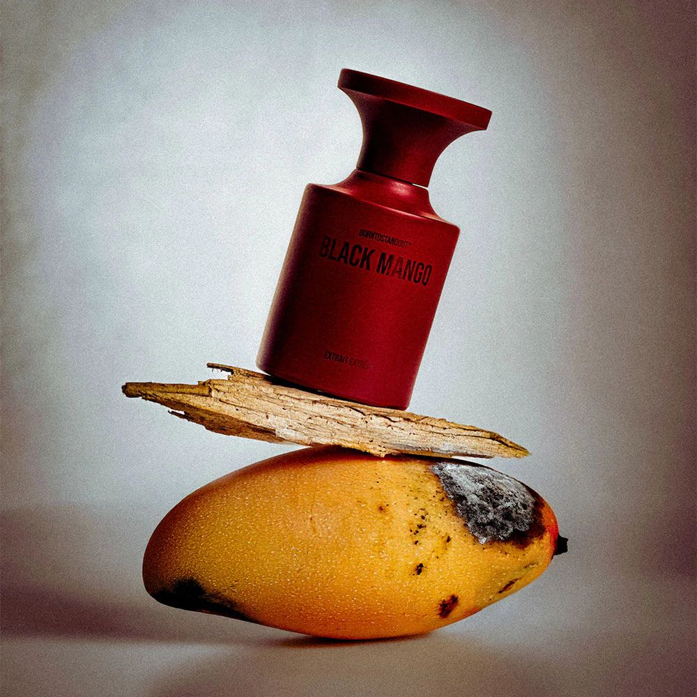 BLACK MANGO
