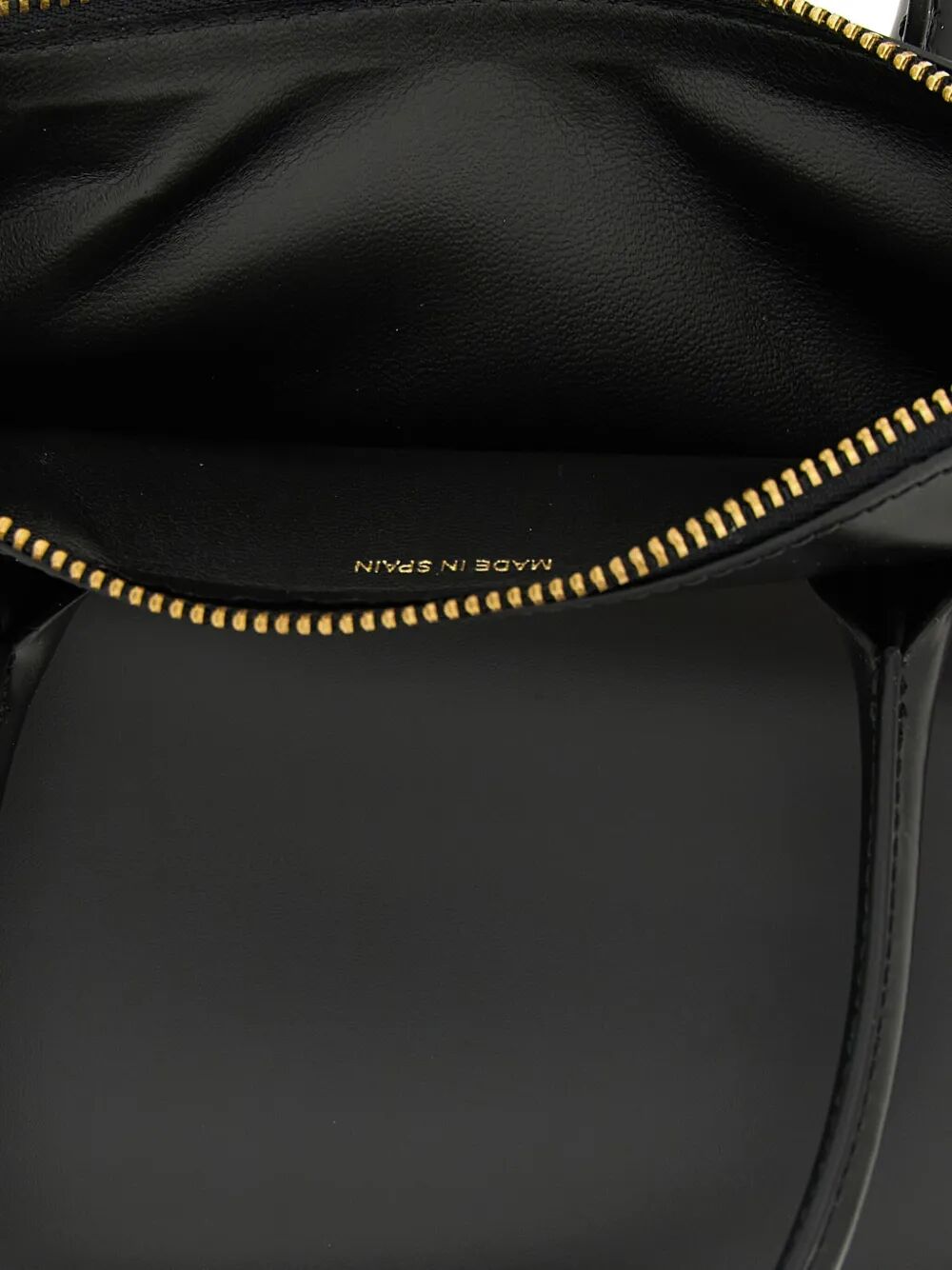 Wallet With Handle