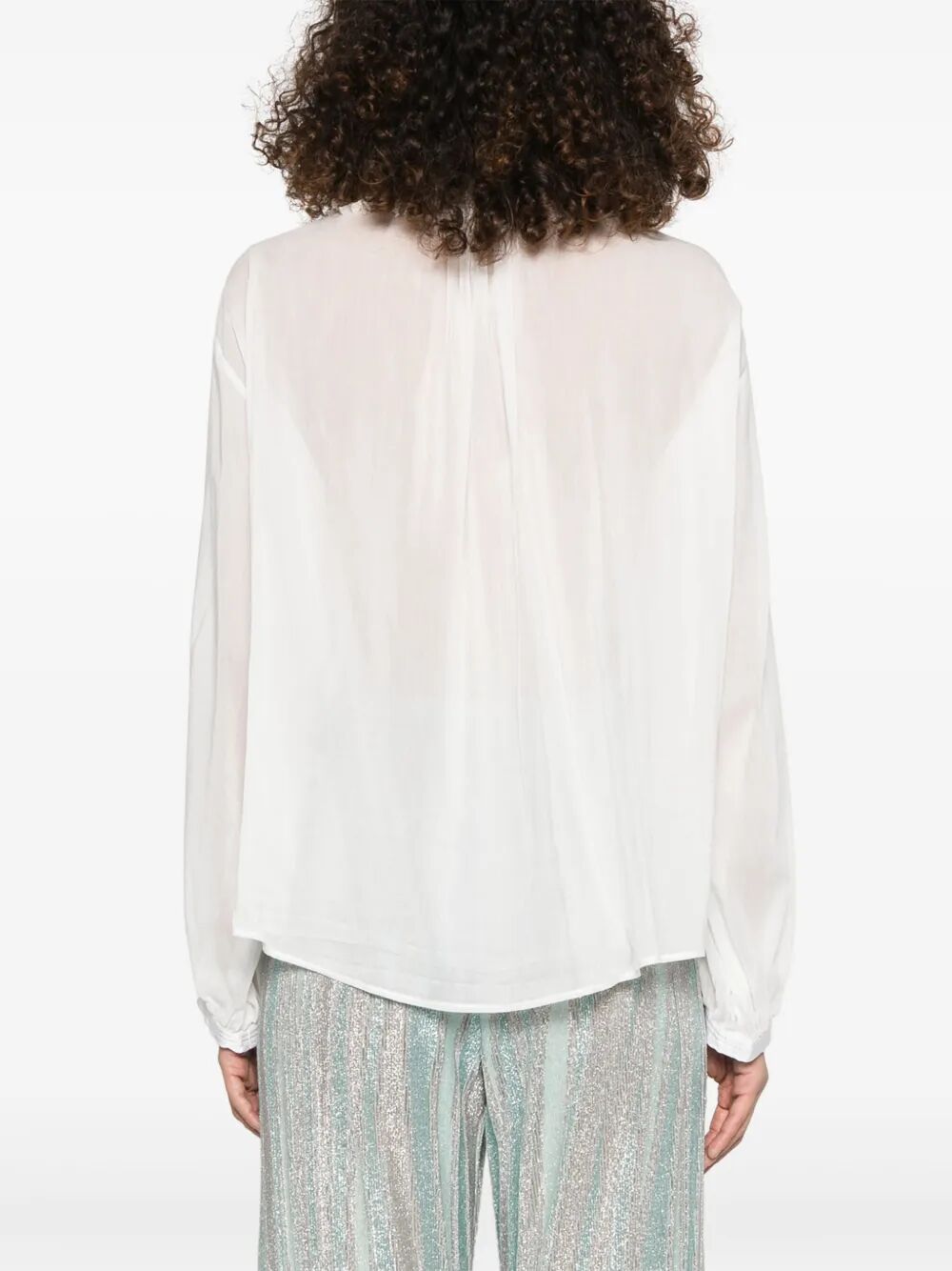 Camicia con abbottonatura 3/4 e decoro sul colletto