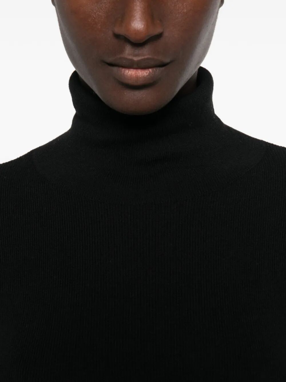 KNITWEAR