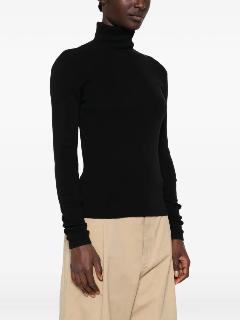 KNITWEAR