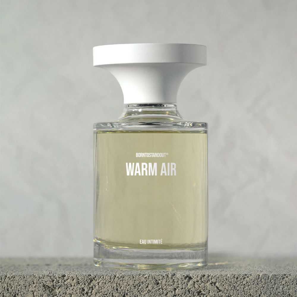 Sera d’estate, pelle contro pelle. Rhum, Caramello, Cashmere, Ambra grigia.